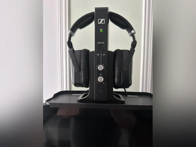 Casque écoute s-fil pour malentendant Seinheiser RS195