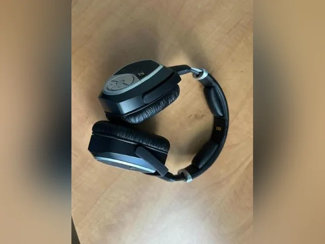Casque écoute s-fil pour malentendant Seinheiser RS195 thumbnail 4