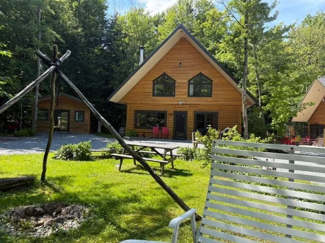 CHALET EN BOIS ROND