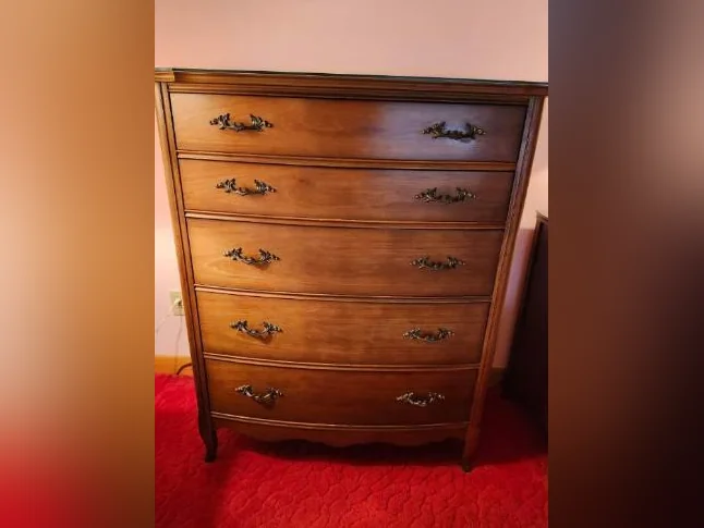 Mobilier chambre à coucher thumbnail 3