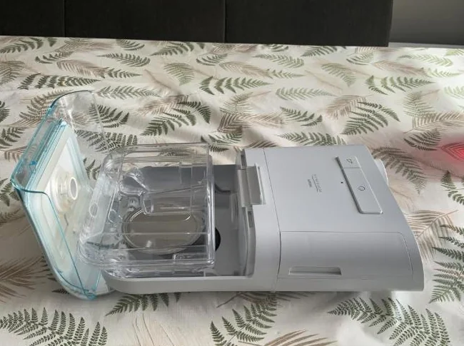 Machine à apnée du sommeil thumbnail 3