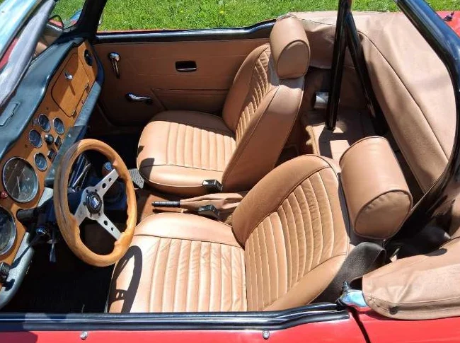 Triumph TR6 1975 avec Overdrive thumbnail 6