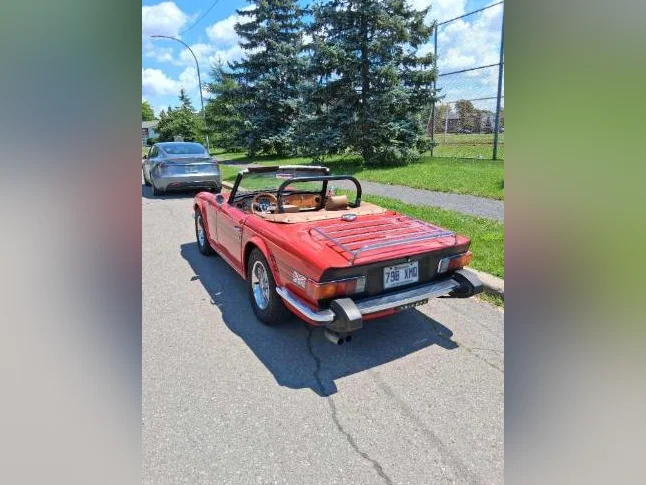 Triumph TR6 1975 avec Overdrive thumbnail 4