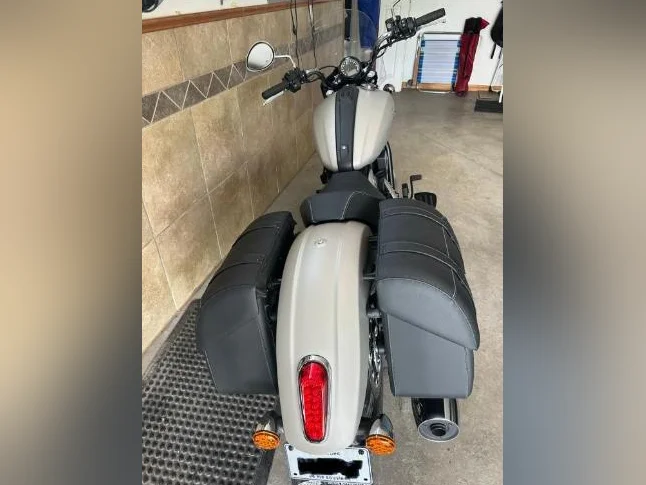 Moto indan scout limited 2025 thumbnail 6