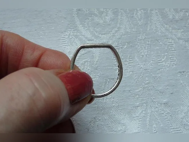 BAGUE " PANDORA " en Argent 925. sertie de Zircons ( 9 ) thumbnail 4