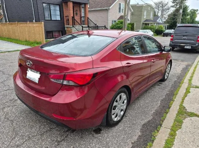 Hyundai Elantra Manuelle 2016 thumbnail 9
