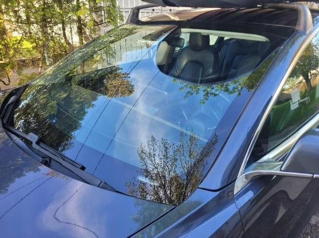 A1 Tesla 2018 modèle 3 Long range Premium Upgrades Midnignt Silver Metallic, RWD, entretenu Diamant et plusieurs accessoires thumbnail 7