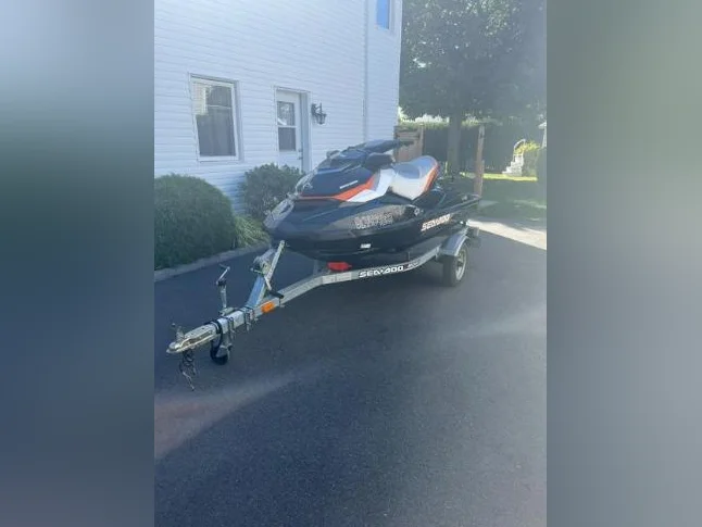 Sea Doo Bombardier GTI 155 SE 2014 thumbnail 2