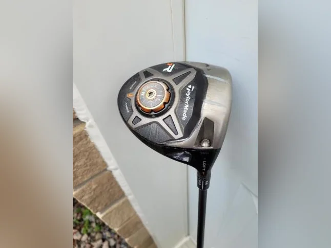 EQUIPMENT DE GOLF COMPLET A VENDRE-DROITIER thumbnail 3