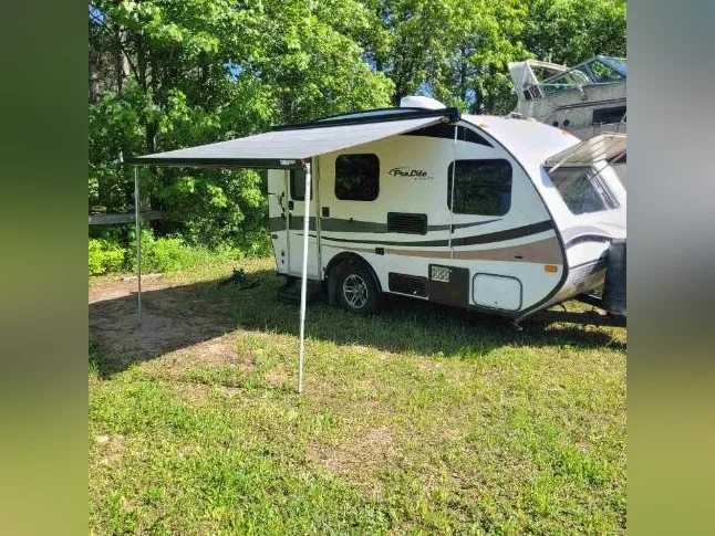 Roulotte Prolite Plus S à vendre