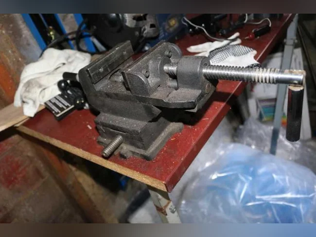 Lot d'outils différents thumbnail 8