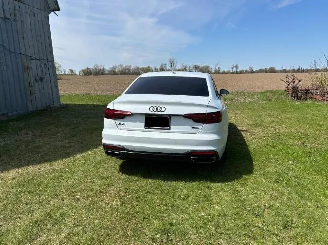 Audi A4 S Line Black Edition thumbnail 5