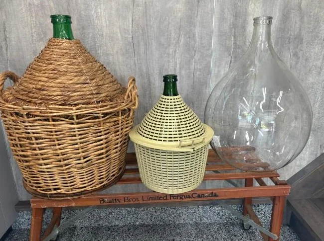 Dame-jeanne en verre vert ou claire 20 litres et 50 litres