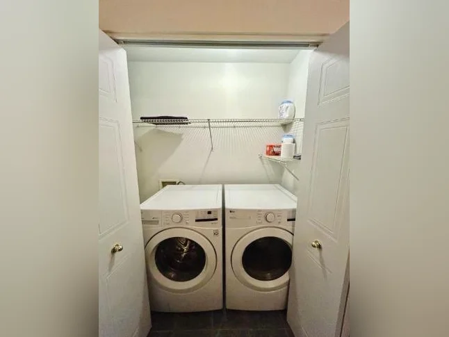 Condo supérieur 3 chambres à louer – Plateau / Hull thumbnail 8