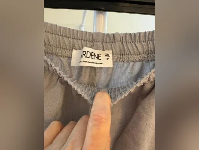 Pantalon jogging avec poches thumbnail 4