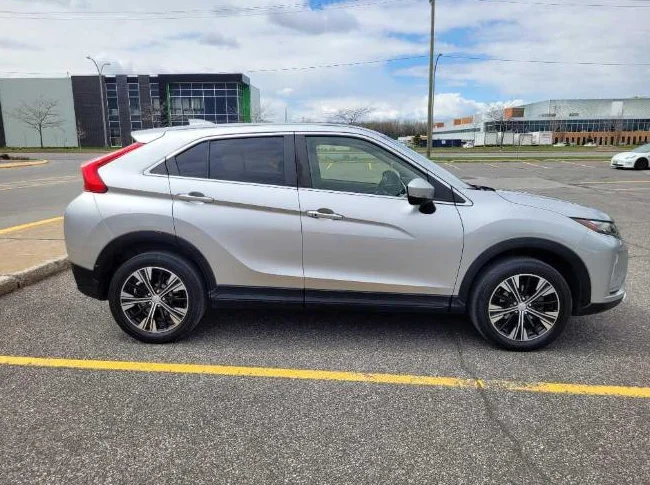 2019 Mitsubishi Eclipse Cross SE S-AWC thumbnail 4