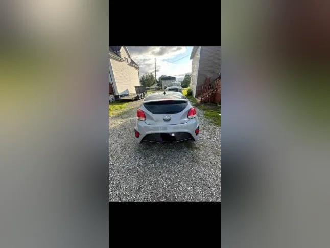 Hyundai Veloster Turbo 2013 thumbnail 4