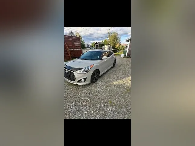 Hyundai Veloster Turbo 2013
