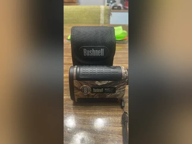 Bushnell laser Finder