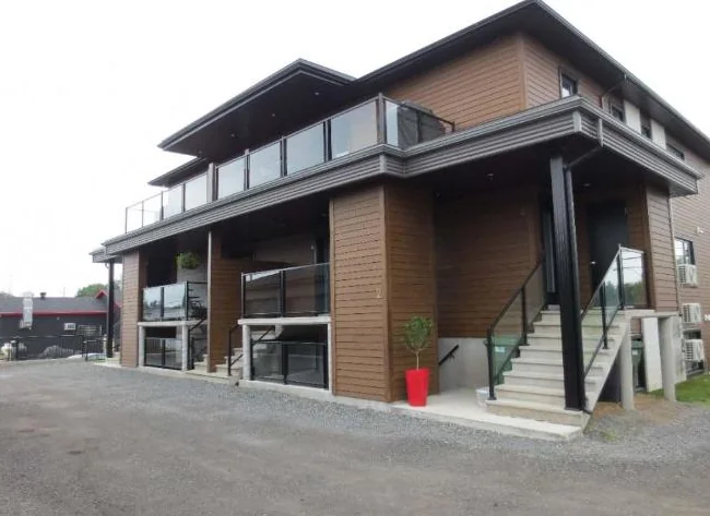 4 1/2 luxueux avec garage à louer thumbnail 3