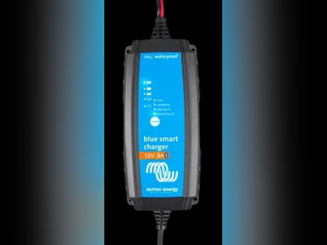 Volthium 12.8V 100Ah Bluetooth Lithium Batterie- Group 24 Et chargeur Victron Energy thumbnail 2