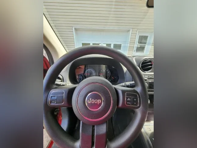 JEEP COMPASS NORTH EDITION, 2012, 4X4 thumbnail 9