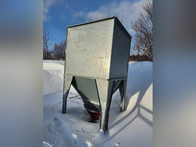 Silo a grain Bm Silofabrik en très bonne condition! Valeur de 12, 000$ prix de vente rapide