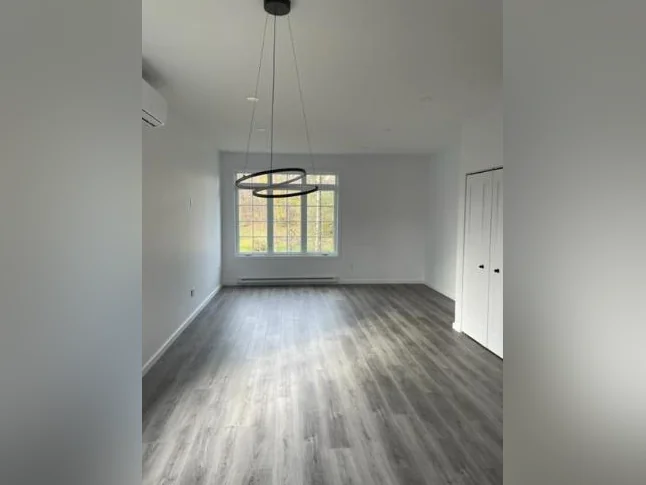 Logement 4 1/2 à louer à Val-des-Monts (Secteur Perkins) thumbnail 5
