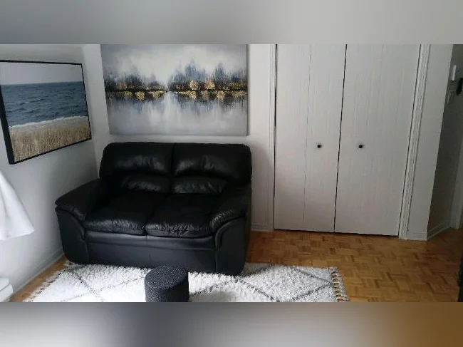 chambre à louer 7 00 par mois tout compris thumbnail 6