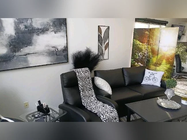 chambre à louer 7 00 par mois tout compris thumbnail 10