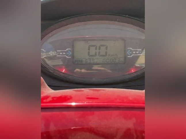 À vendre – Quadriporteur ET4 LF avec toit thumbnail 6