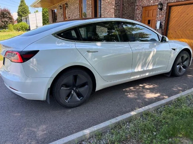TESLA Model 3 SR+ 2020 (76000 km)