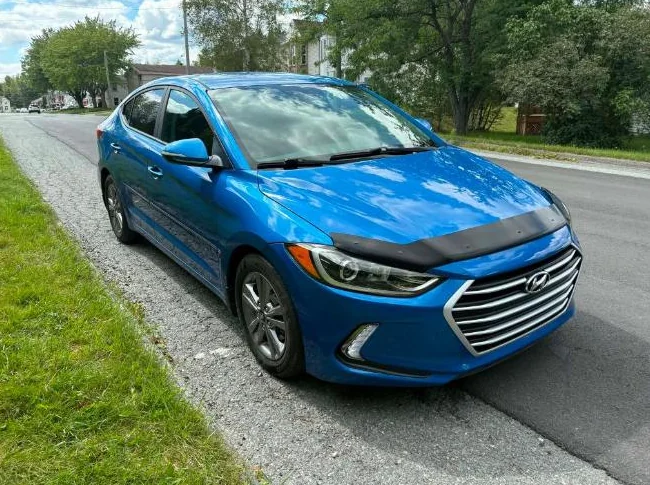 2017 Hyundai Elantra GL thumbnail 2