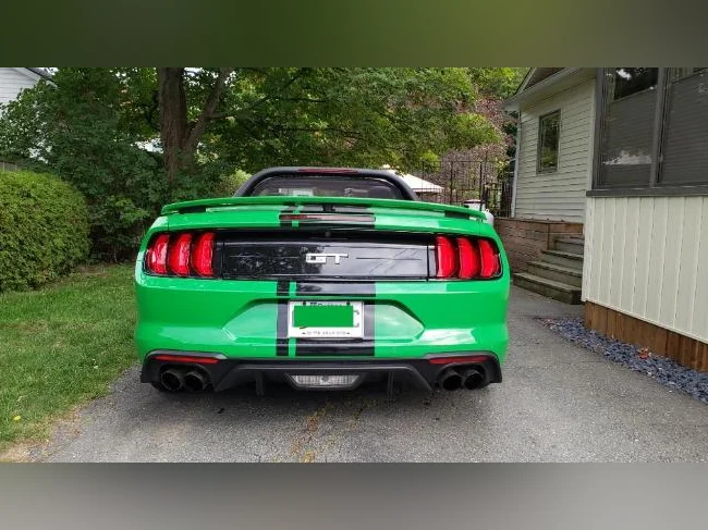 2019 Ford Mustang GT Premium Convertible thumbnail 2