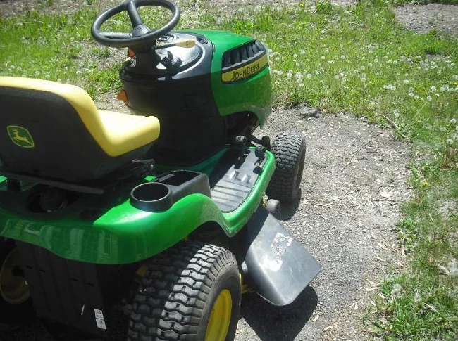 TRACTEUR À GAZON thumbnail 5