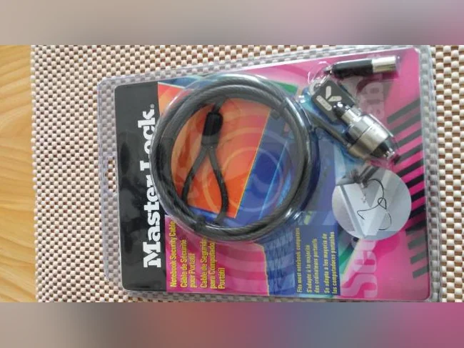 CÂBLE DE SÉCURITÉ POUR PORTABLE. thumbnail 2