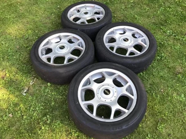 4x Mini Cooper “Y-Spoke Star” OEM 16” mags (4x100mm) thumbnail 4