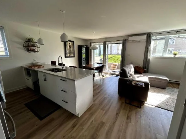 Appartement 3 chambres et 1 salle de bain, dispo maintenant
