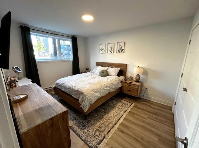 Appartement 3 chambres et 1 salle de bain, dispo maintenant thumbnail 6