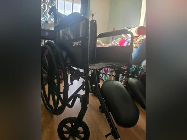 FAUTEUIL ROULANT NEUF