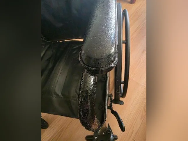 FAUTEUIL ROULANT NEUF thumbnail 3