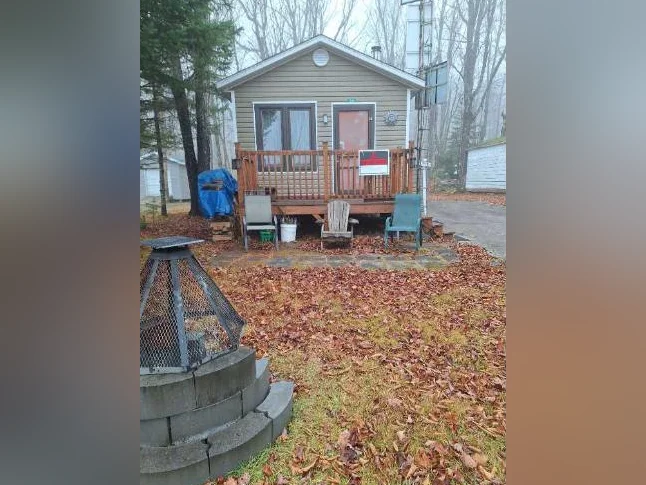 Chalet à vendre sur un site exceptionnel thumbnail 2