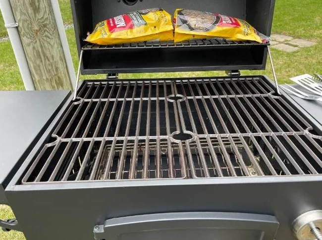 BBQ au charbon thumbnail 6
