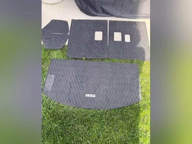 Tapis de protection en caoutchouc de coffre arrière Mazda CX9 2023