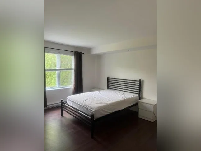 4 1/2 Condo thumbnail 5