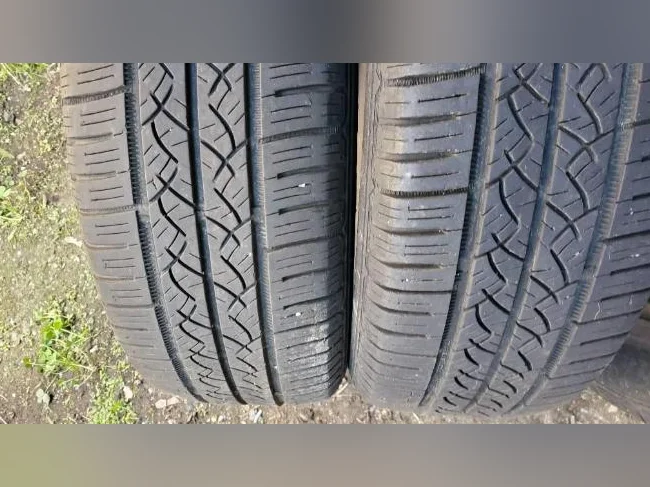 4 pneus été/4 saison Continental True contact 185/65r15 en bonne condition thumbnail 4