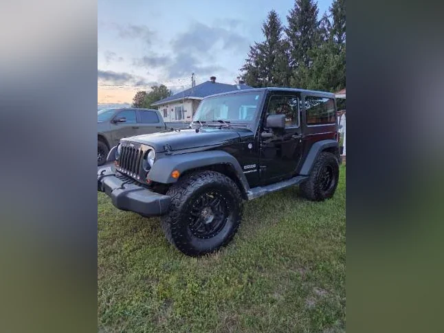 Jeep Wrangler Sport 2013 thumbnail 2