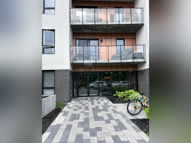 Joli condo 3 1/2