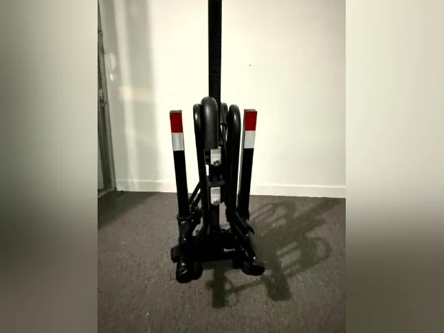 Support à vélo pour auto thumbnail 2