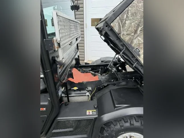 Kubota RTV 1100 2018 avec 908 heures à vendre thumbnail 10